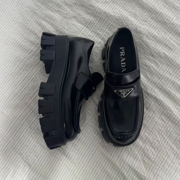 Prada Women's Black Loafers - Picture 1 of 6